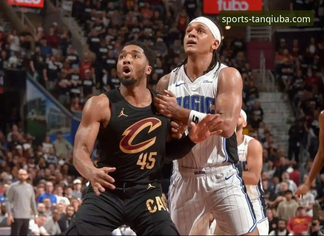 谈球吧最新版下载手机版 骑士主场力克魔术迎四连胜,米切尔42分闪耀全场最新战报